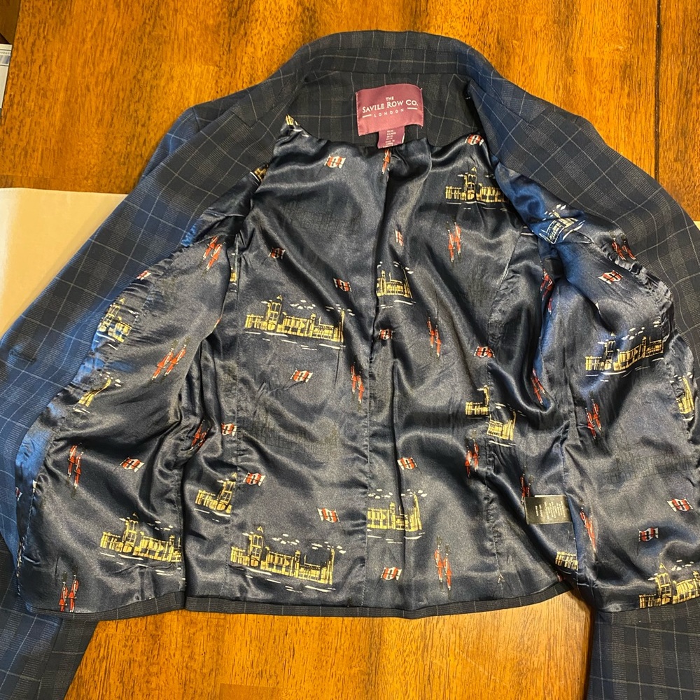 Savile Row. Women’s navy and gray plaid blazer with elbow patch’s. Size medium - Picture 6 of 15
